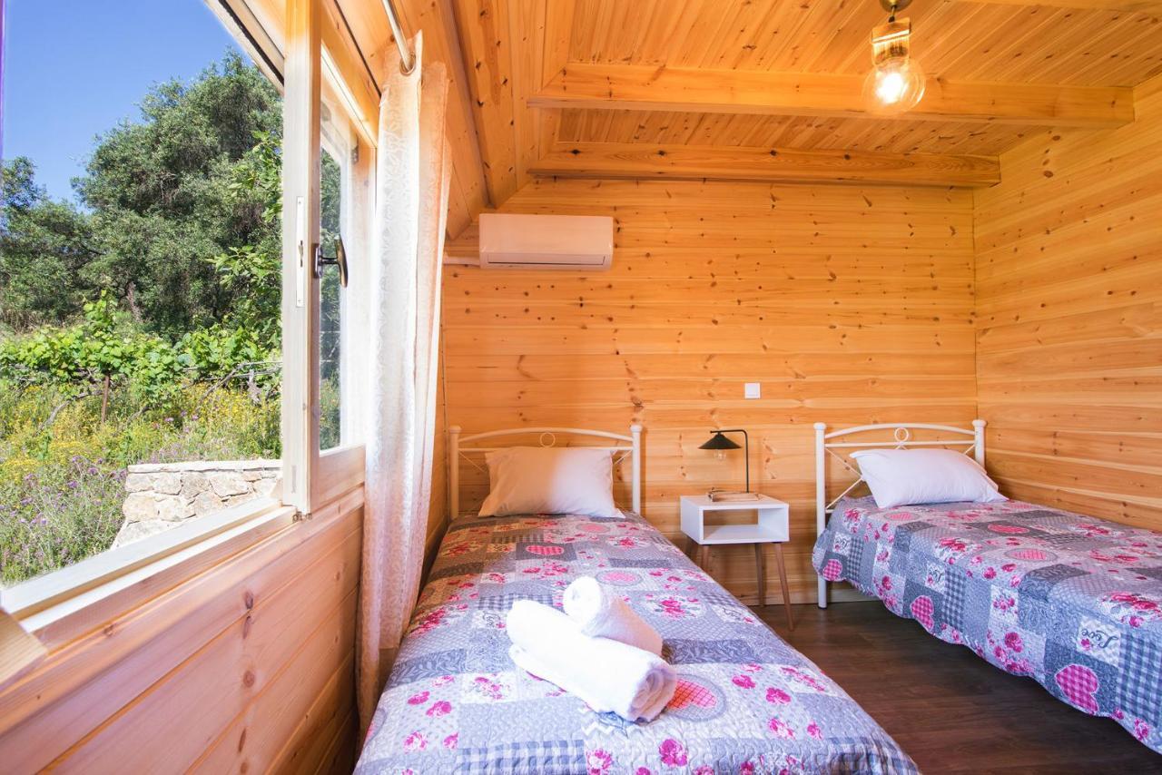 Romantic Tree House Kato Pavliana Esterno foto